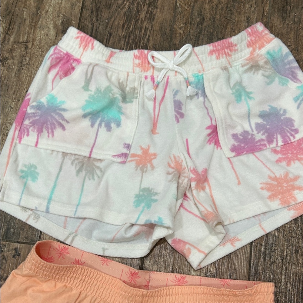Girls Shorts - Picture 5 of 16